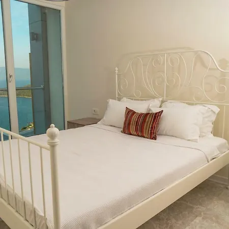 Bodrum Adabuku Luks 2+1 Ozel Plaj Ve Havuzlu Villa